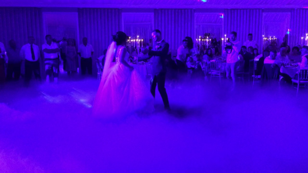 Fum greu+Havuze reci+Lumini disco la nunta, EXCEPTIONAL!
