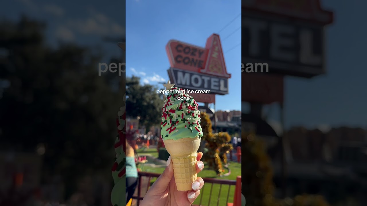 food you need to get at disneyland this holiday season 