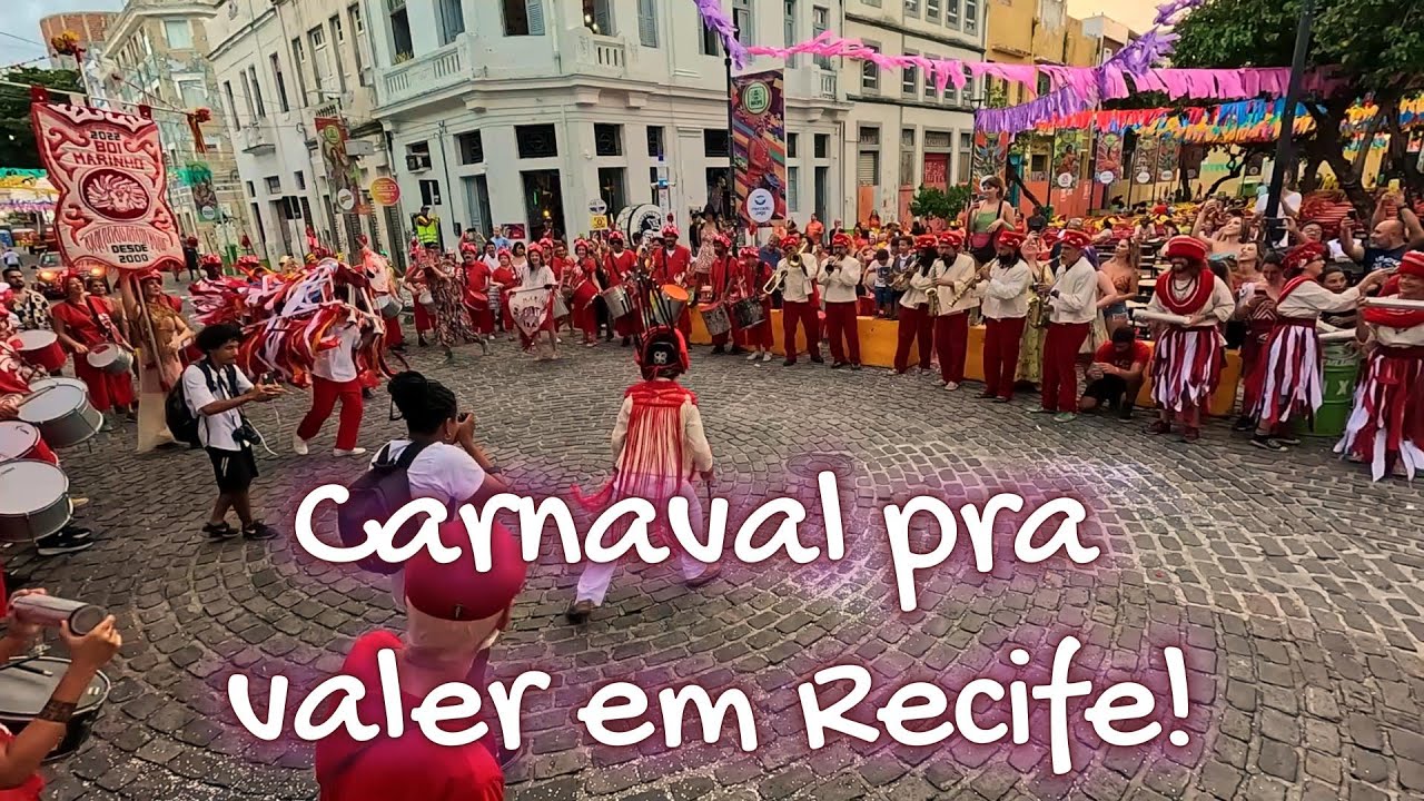 CARNAVAL EM RECIFE Boi Marinho abre a festa!! 