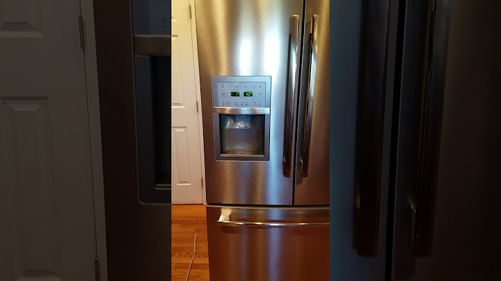 Frigidaire refrigerator with ice maker and water dispenser