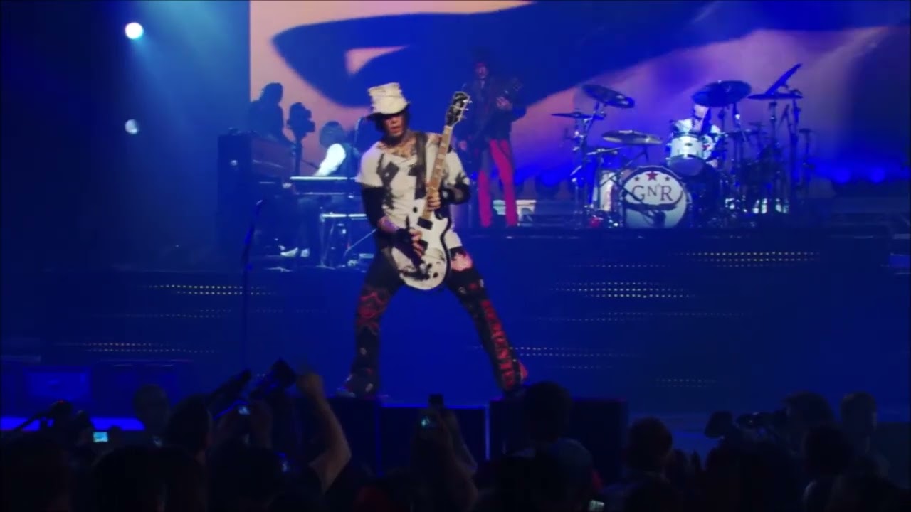 Guns N' Roses - This I Love (Live)