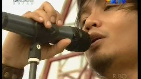 Zivilia "Setia",performed at HIP HIP HURA (24/04)(Courtesy SCTV)