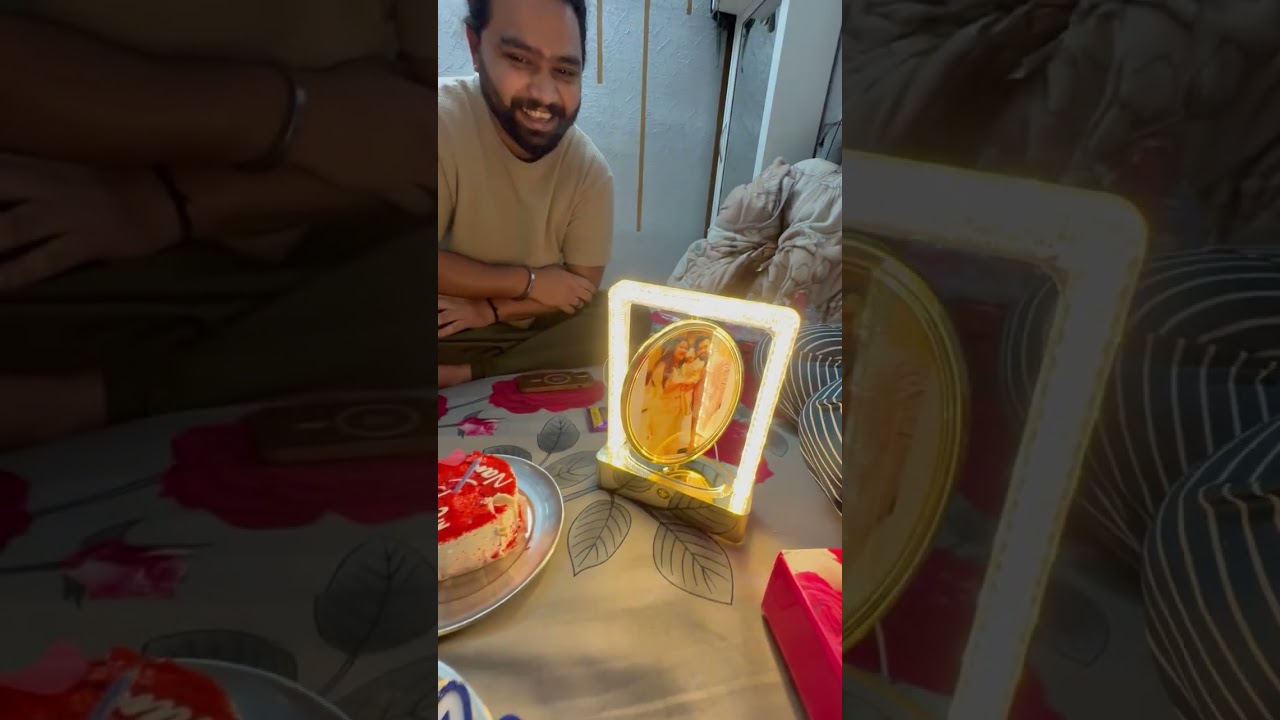 Unboxing 🎁🎉 interesting gift 🎁❤️☺️☺️#ytshorts #youtube #explore #foryou #gift #comedy #funny #viral 