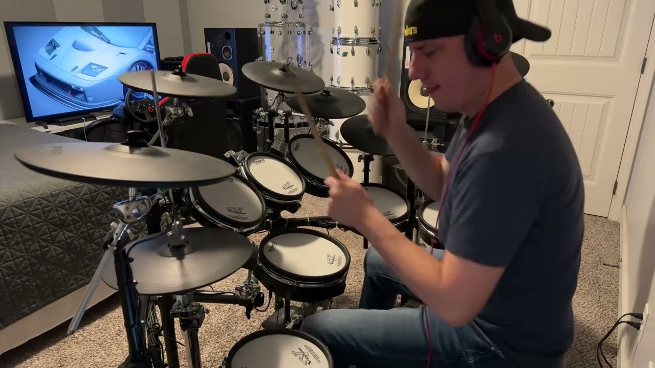 Paranoid, Black Sabbath.  Drum Cover