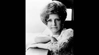 Brenda Lee - Rockin' Around The Christmas Tree (8D Audio Version) (1 hour)