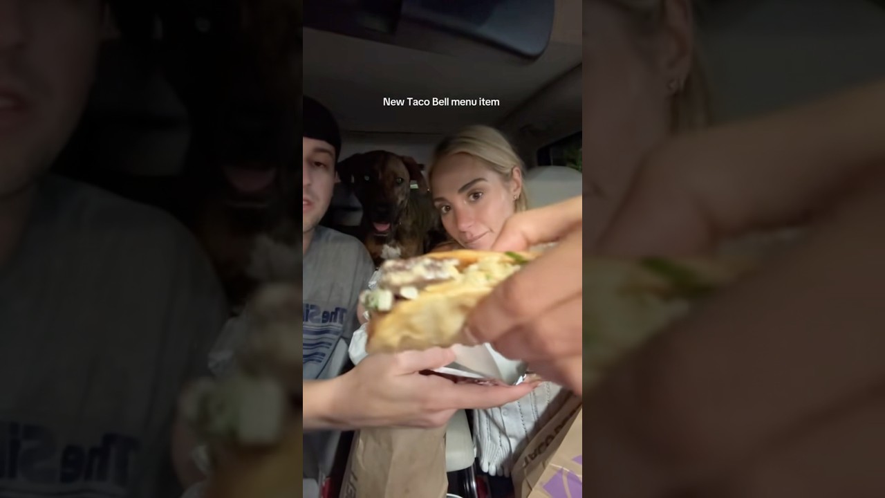 NEW TACOBELL Steak Cheesy Street Chalupas