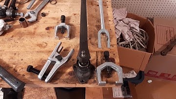 SuperBeetle: What tool to remove stubborn control arm ball joint?