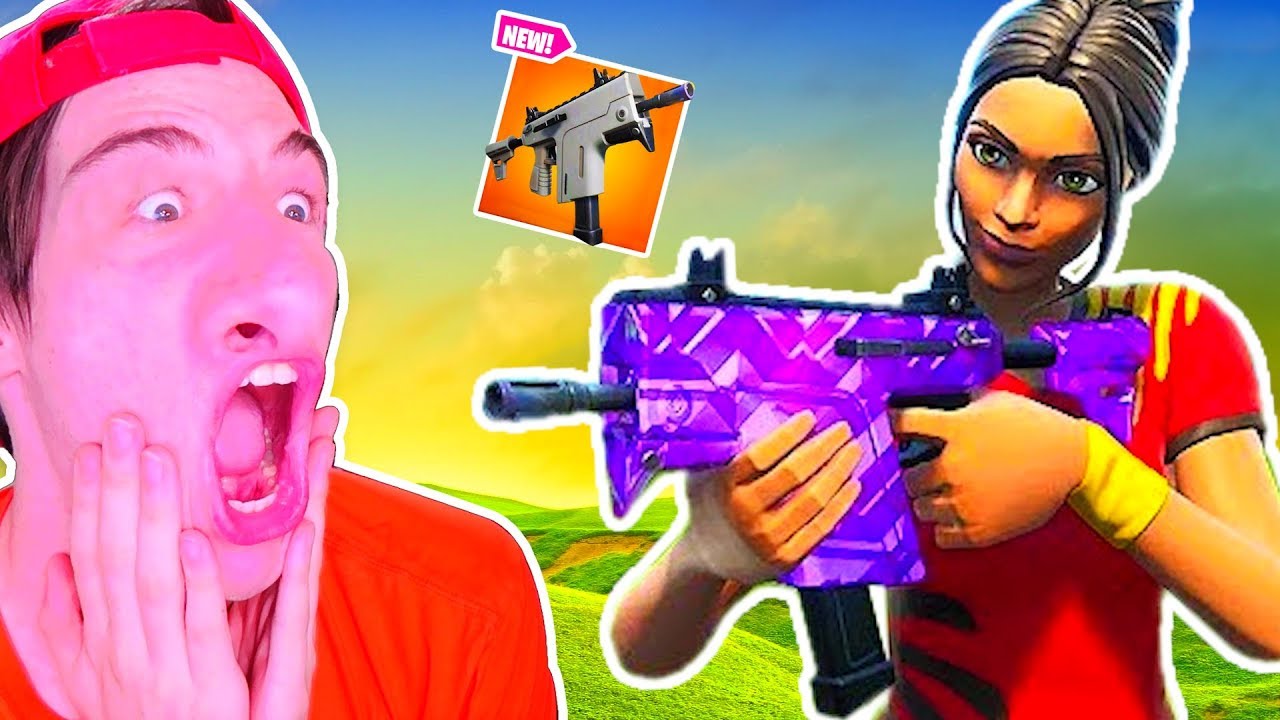 funny moments in soccer MEJORES MOMENTOS y FAILS con *SUBFUSIL de RÁFAGA* FORTNITE Battle Royale *EPIC FAILS*