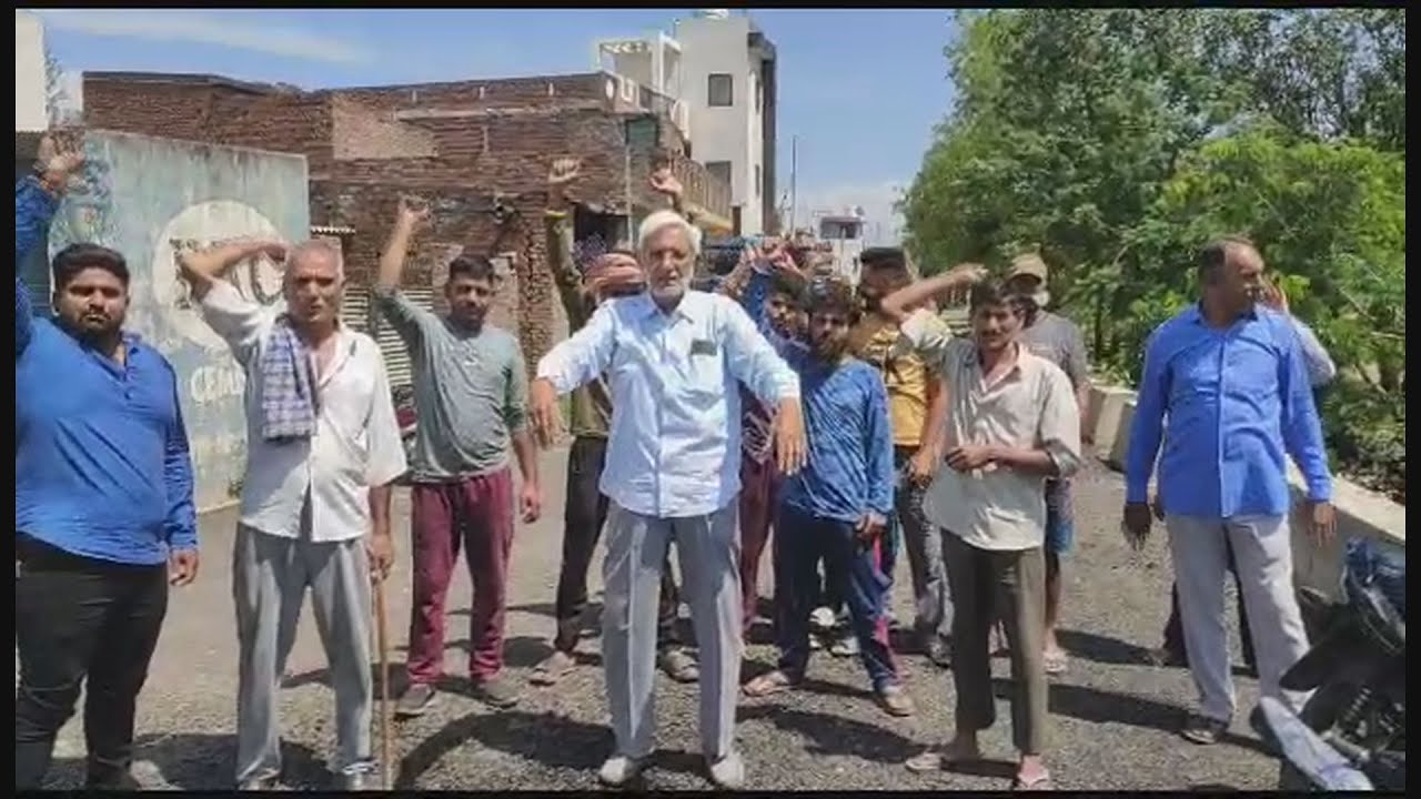 Substandard materials used in construction of Bishnah Chorli road - YouTube