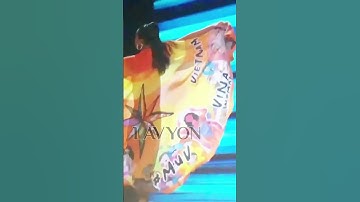 Khán giả vỡ òa cảm xúc khi Ngọc Châu trình diễn tại Miss Universe | LAVYON