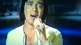 Engelbert Humperdinck- ''You'll Never Walk Alone'' ( Engelbert with The Young Generation) 1972. chords