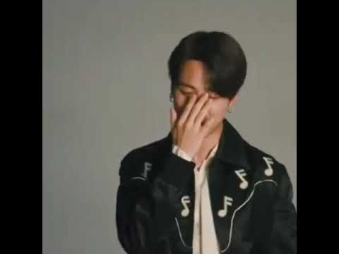 جيمين يضحك عندما قال له المصور احب ضحكتك Jimin