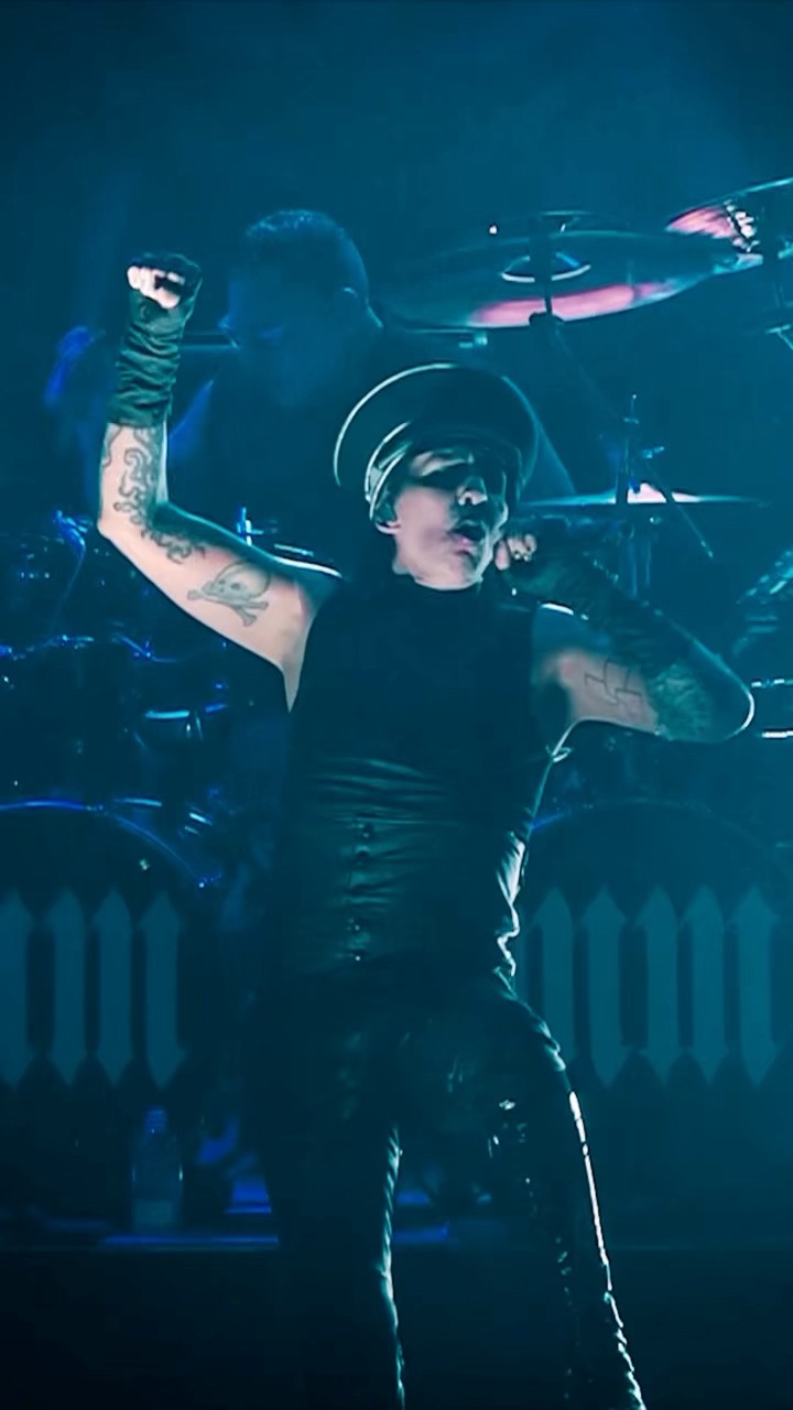 Marilyn Manson - YouTube