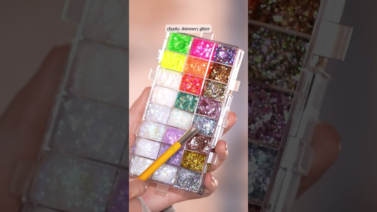 A MAN… in MAKEUP?! 😱 