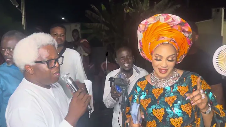 K1 DE ULTIMATE WIFE, EMMANUELLA DANCE TOLU OBEY AT HER HUSBAND’S LATE MOTHER’S BURIAL AT IJEBU ODE