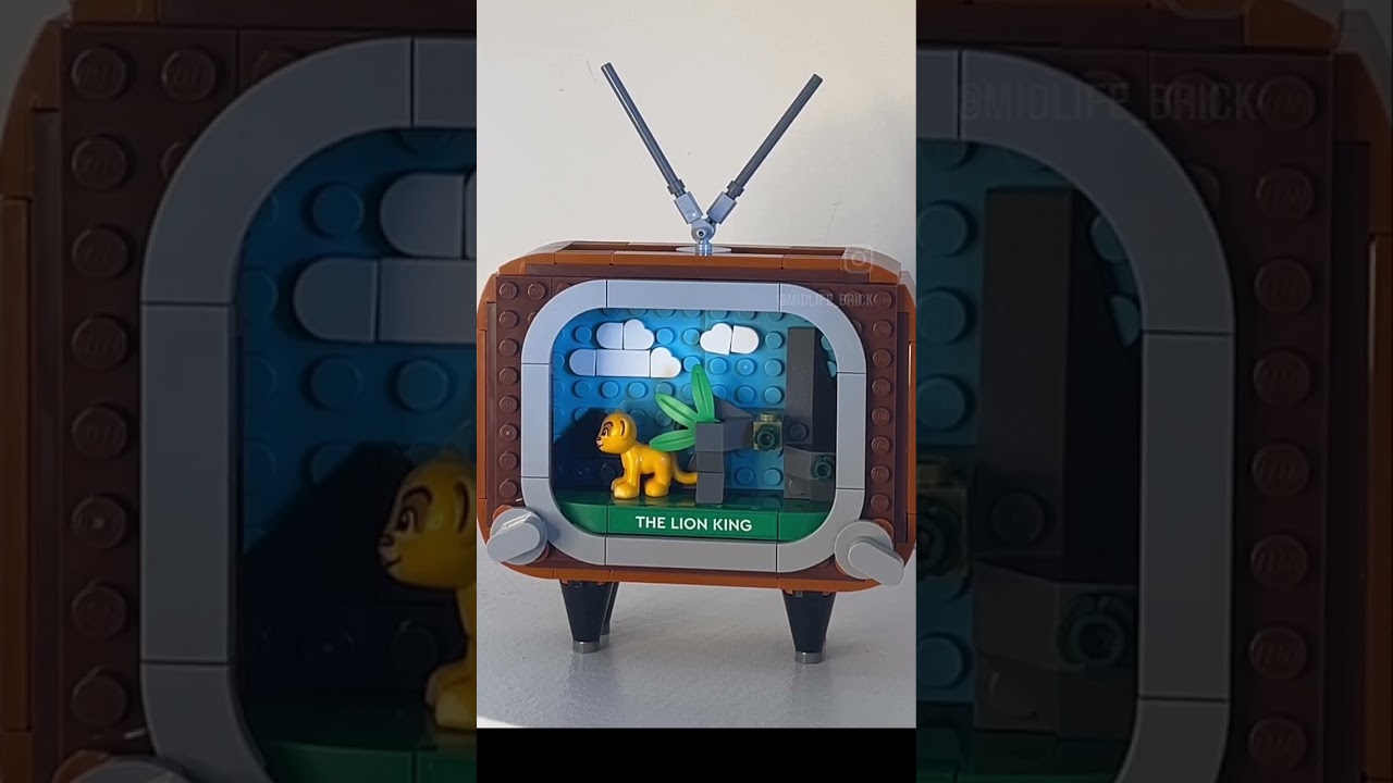 LEGO Disney set 40774  bringing the magic ✨Building bricks + Disney movies = the perfect night 🏰🧱