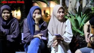 PRANK PENGAMEN GAGAP 😁 TIGA MAHASISWI DIBIKIT TERHERAN HERAN | KOK BISA BAGUS?