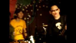 MAMORU & THE DAViES「ヒコーキもしくは青春時代」