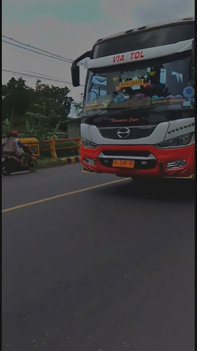 story wa video bus lintang satiti 30 detik #shorts #short #busmania #bus #cctvkedirilagi #trukoleng