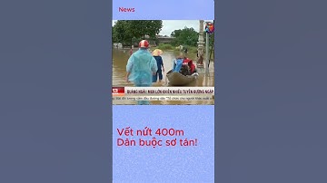 Quảng Ngãi: Vết nứt 400m giữa khu dân cư, mưa lớn gây ngập sâu và sạt lở nguy hiểm