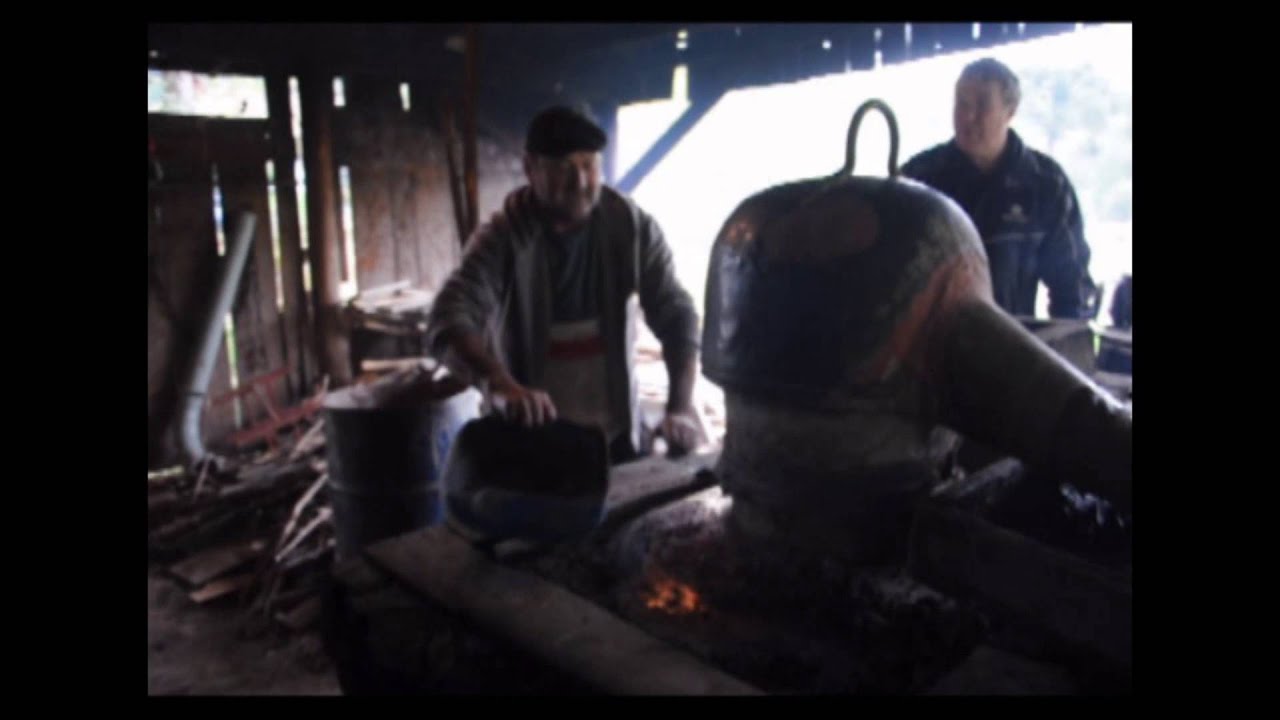 Saiba como é elaborada a graspa - YouTube