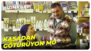 Yengeç Hüseyin Sultan Hanıma Dolandırıcılık Sırlarını Paylaşıyor - Bizimkiler 68.Bölüm