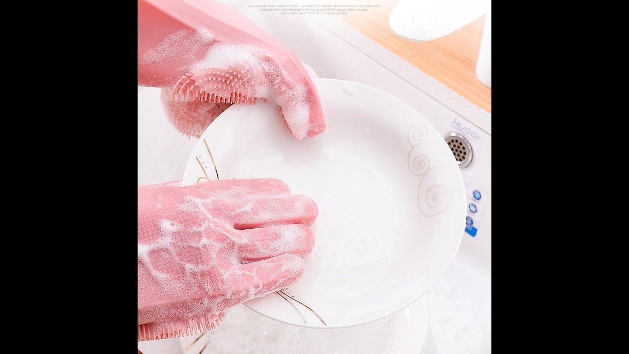 Multi-Use Gloves makes cleaning easy and more efficient !