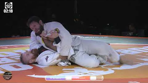 Submission Hunter Pro 58 Robert Ezzell vs Thomas M...