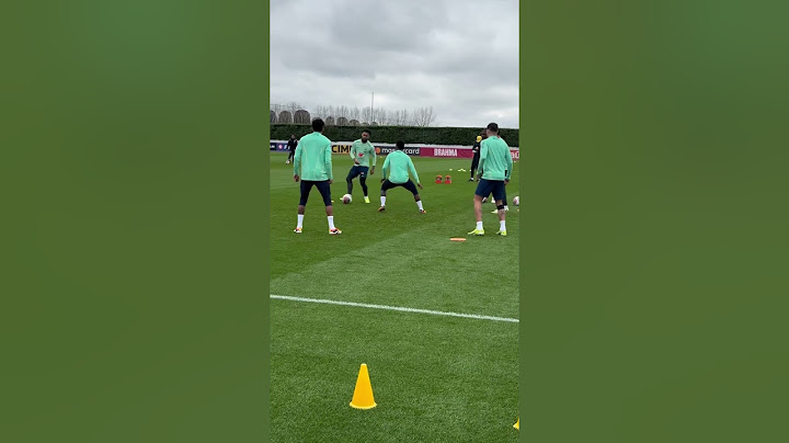 Dorival arma Seleção Brasileira com Endrick de titular para enfrentar o Paraguai, amanhã.
