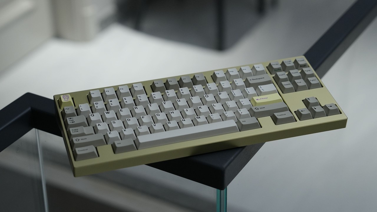 Geonworks F1-8X V2 (GMK Classic Beige｜HG Black)Typing Sound - YouTube