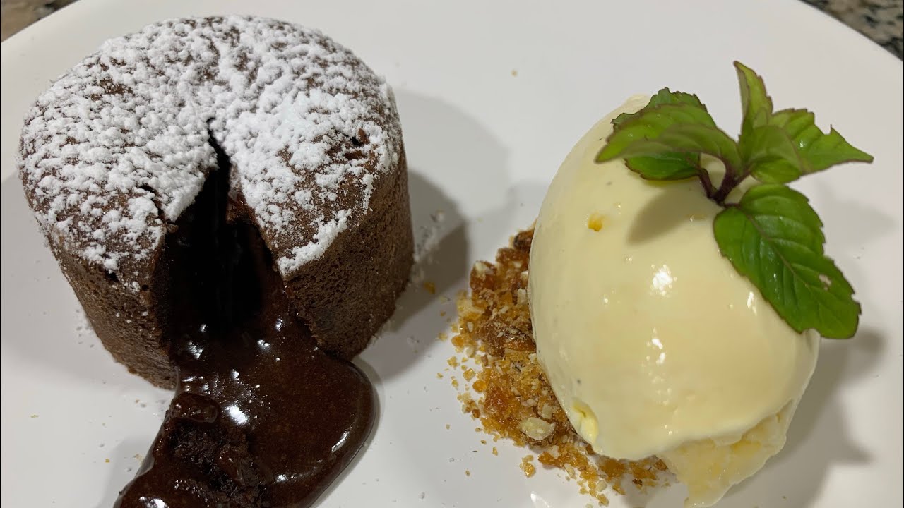 Fondant au chocolat coulant فوندو  شوكولا  السائلة واللذيذة  بطريقة سهلة سريعة وناجحة