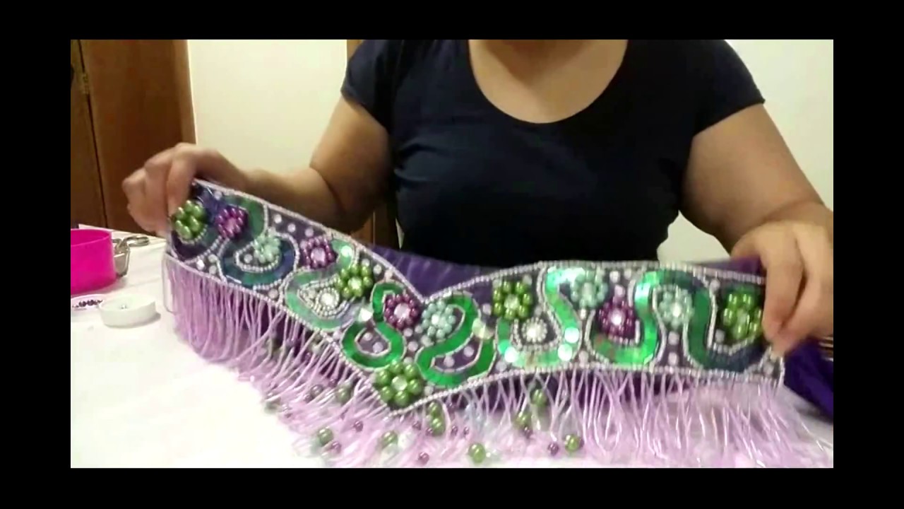 Franja de canutilhos e pérolas