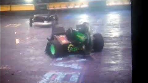 BattleBots Season 4 Episode 4: Sawblaze Vs Tombstone  (Main Event)