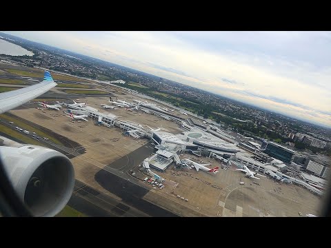 Garuda Indonesia Airbus A330 Takeoff - Sydney (GA 713)