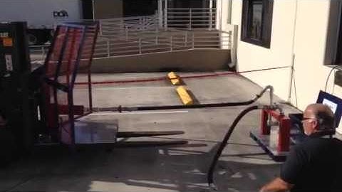 Smart-Hose demonstrates its breakaway safety system