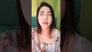 She Turns Into A Doll After Eye-Rolls Blank Smile And Perfect Stillness