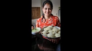 Rawa Idly & Coconut - Pudina Chatni |जब बेंगलुरु आई थी तब खाया था, अब तो फेवरेट हो गई है |