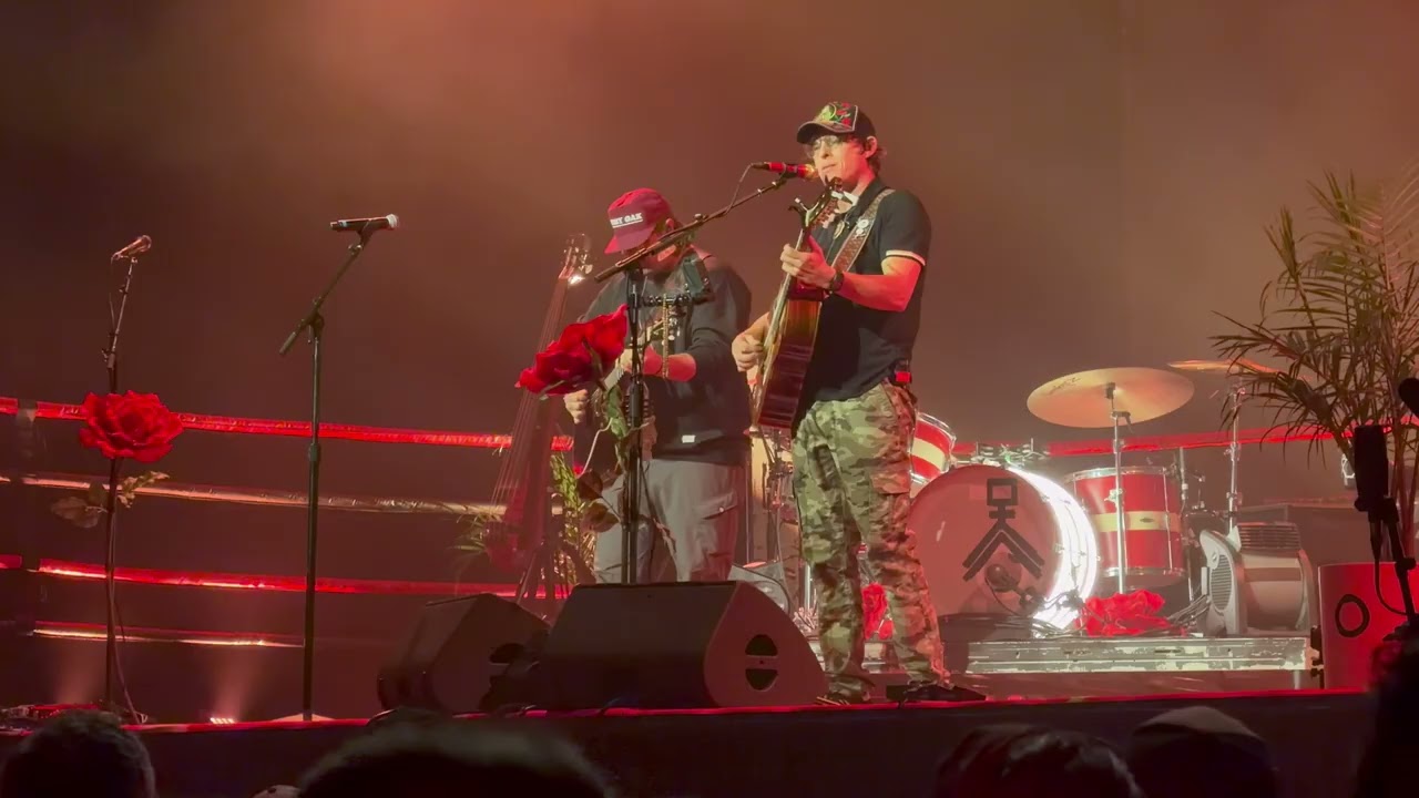 Stephen Wilson Jr & Hardy - Father's Son (Acoustic) @ the Ryman Auditorium - 11-23-25