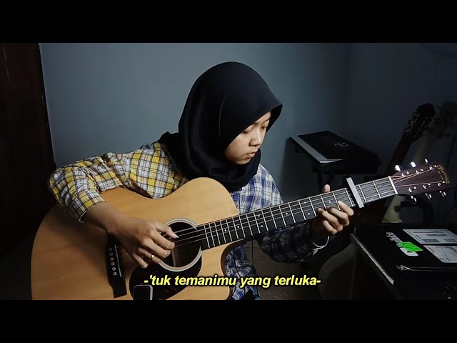 Budi Doremi - Melukis Senja | Fingerstyle Guitar Cover by Lifa Latifah class=