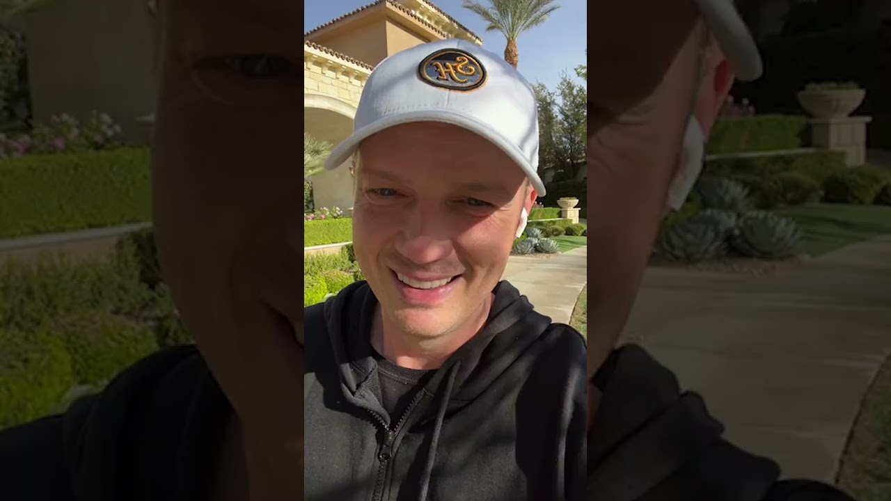 Nick Carter live on Instagram