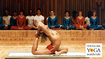 BKS Iyengar - Barbican Demonstration 1984