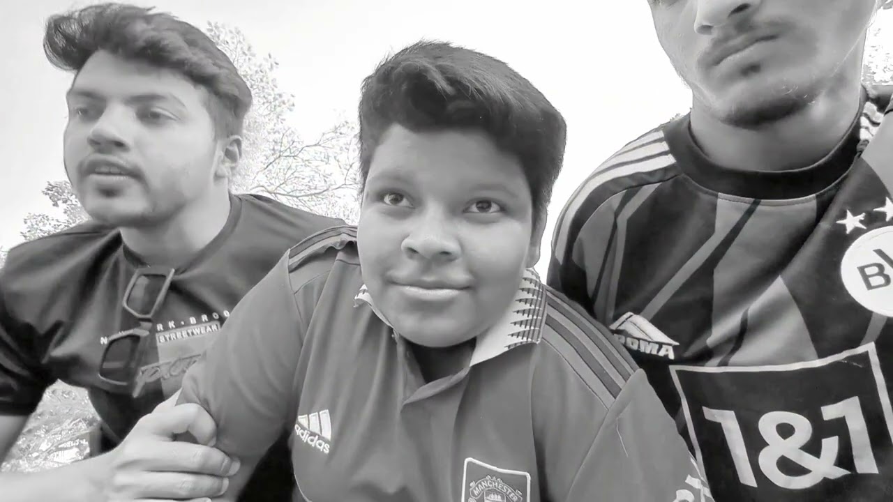 আমাগোতোন বড় অসহায় আর কেউ আছে 🤣