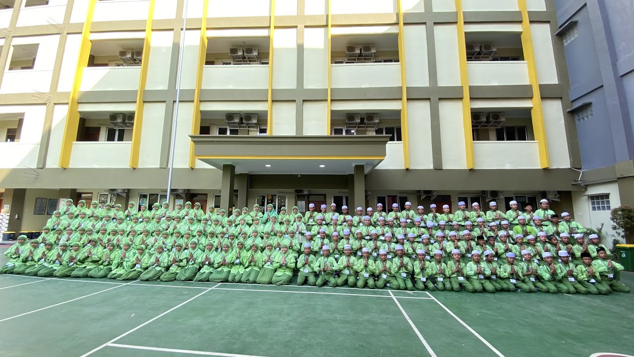 Album Kenangan Kelas 6 Angkatan ke-5 MI Plus RMB