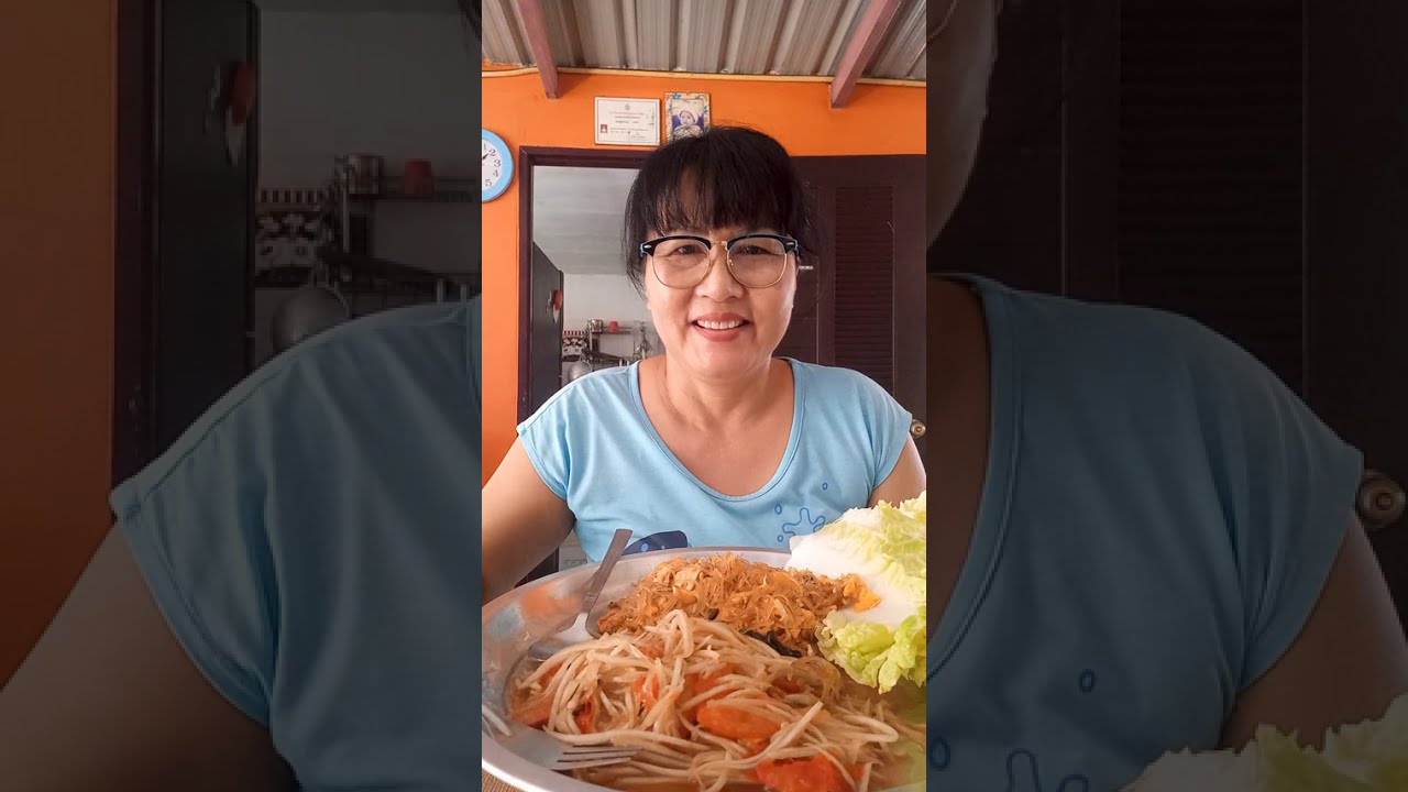 ผัดวุ้นเส้น กับส้มตำปลาร้าใส่มะกอก @กินกับป้าเล็ก 