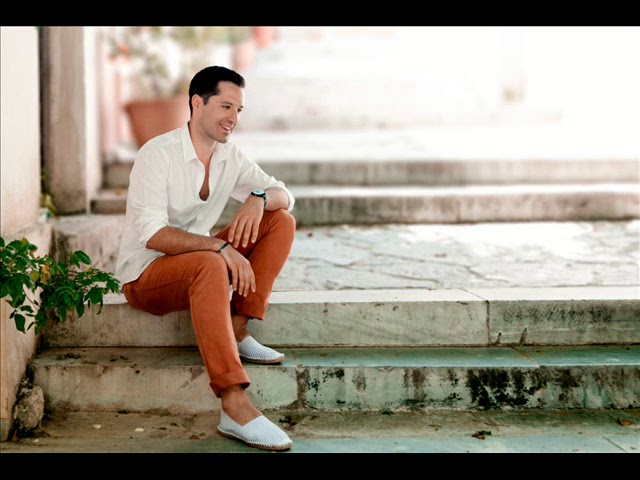 Guarda Adam Tsarouchis- Different Corner su YouTube Guarda Adam Tsarouchis- Different Corner su YouTube