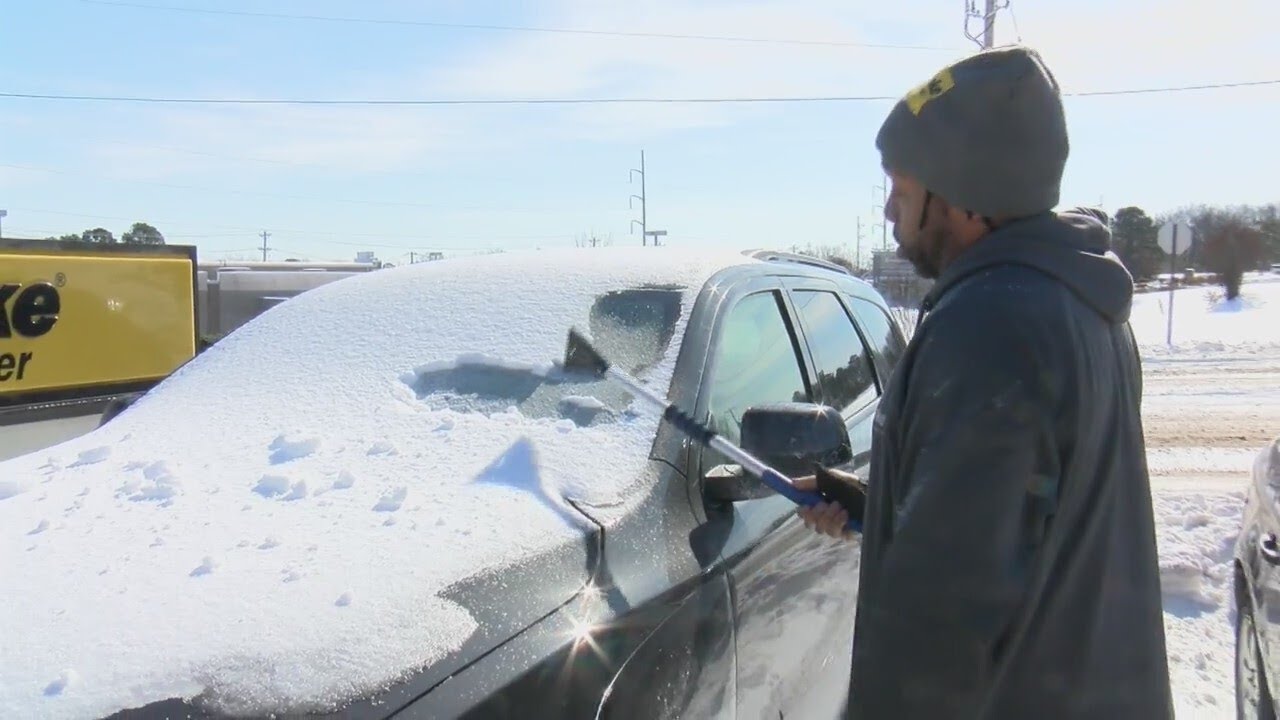 Professionals warn drivers to clear off snow from the top of vehicles before driving