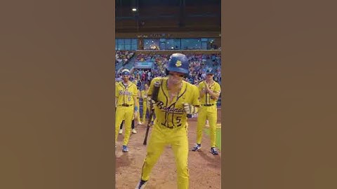“Touch My Body” Mariah Carey TikTok Trend | Savannah Bananas #shorts #baseball #mariahcarey #dance