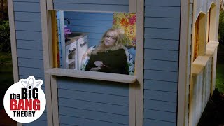 Bernadette's Backyard Retreat | The Big Bang Theory Resimi