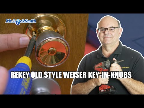 Video: Kako spremenite ključ Weiser Lock?
