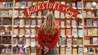 A COZY RAINY NIGHT BOOKSTORE VLOG || Book shopping at the world’s largest independent bookstore ?